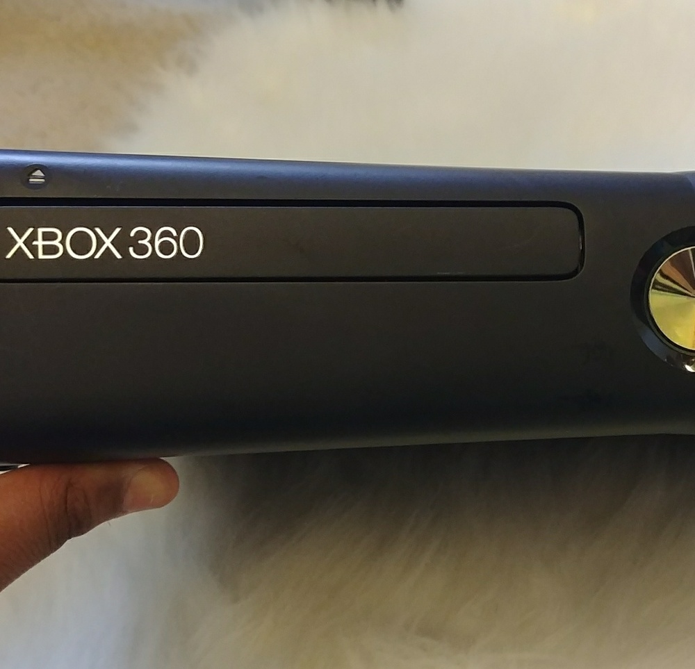 Xbox 360(8 games included)